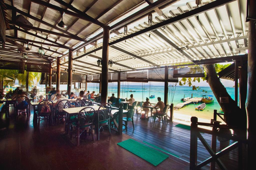 Tuna Bay Island Resort Kampong Pasir Hantu Kültér fotó