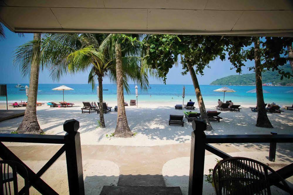 Tuna Bay Island Resort Kampong Pasir Hantu Kültér fotó
